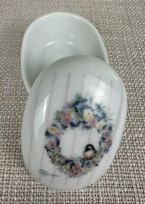 Otagiri Country Rose Small Porcelain Trinket Box Heartprint Japan Covered