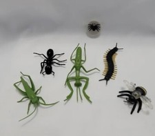Lot of 6 insect figurines toys
