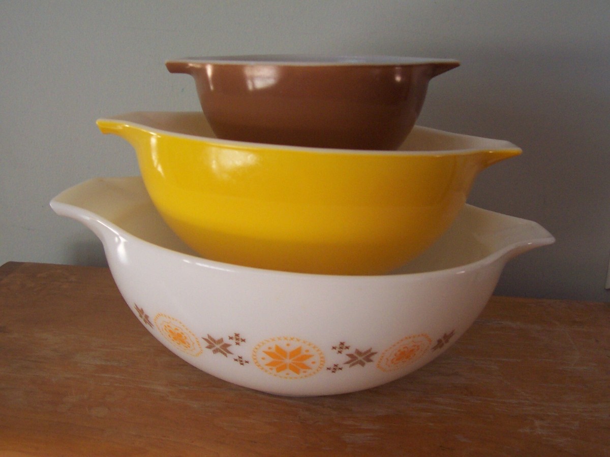 VINTAGE PYREX CINDERELLA NESTING BOWLS-#441 444 TOWN COUNTRY
