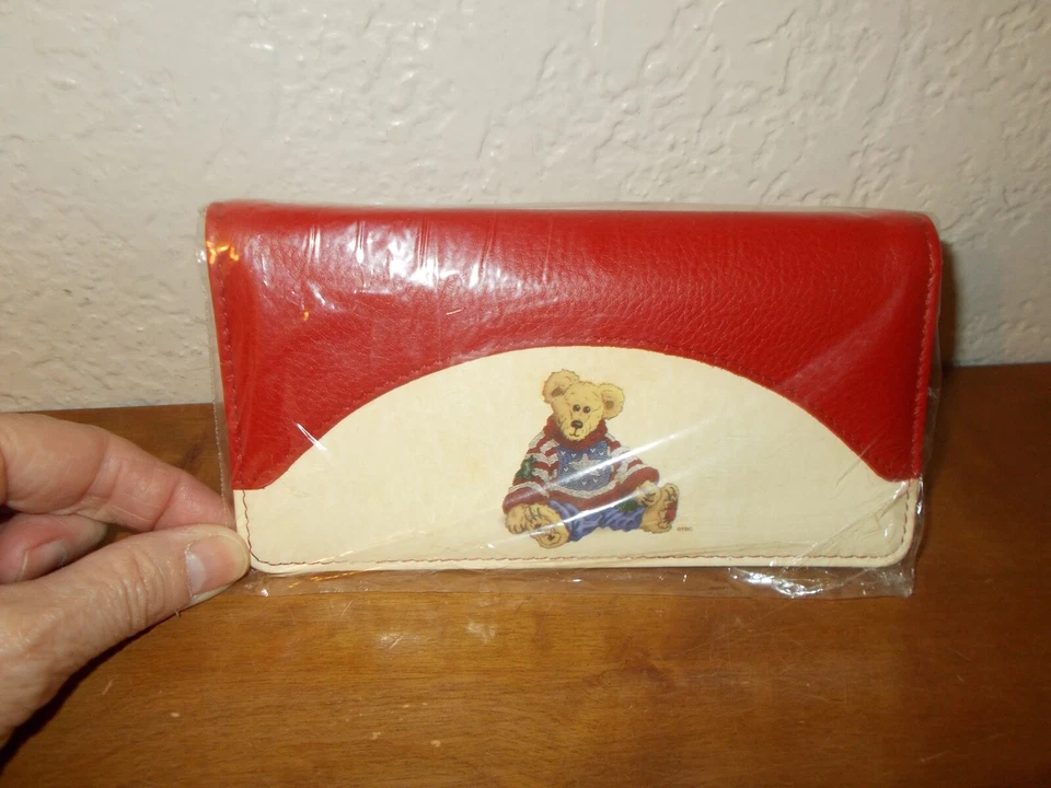 Boyds Bears Red Leather Checkbook Wallet Vintage - Image 3 of 4