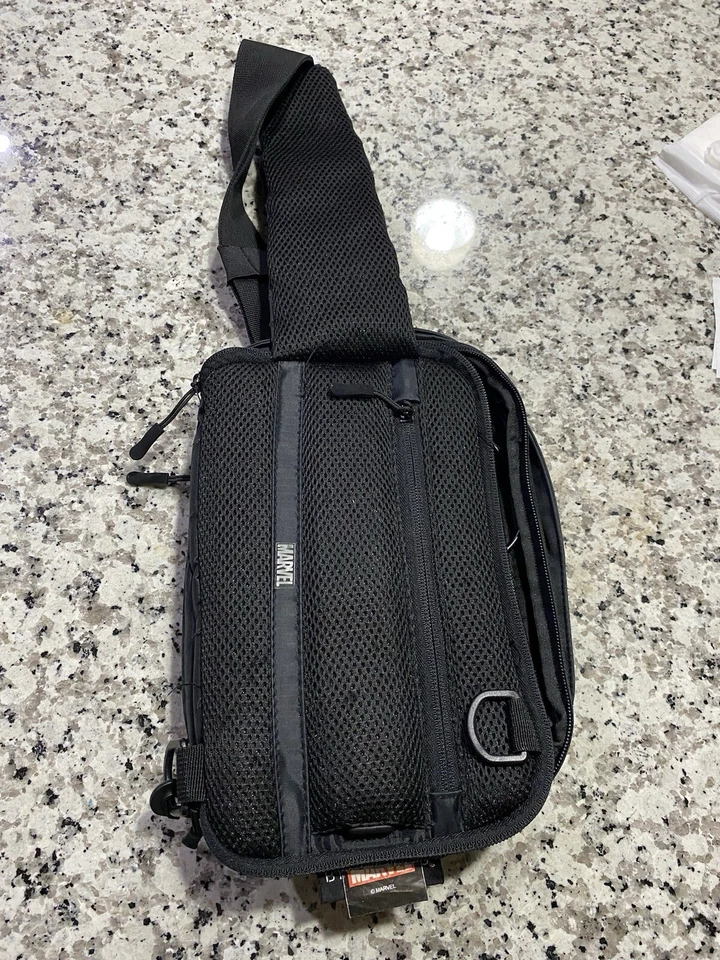 Bolso honda Marvel Deadpool Foto 3 de 3