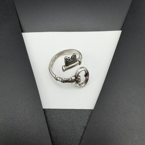 Vintage Avon Sterling Silver Size 8.5 Adjustable Bypass Skeleton Key Ring 4.6g - Picture 5 of 12