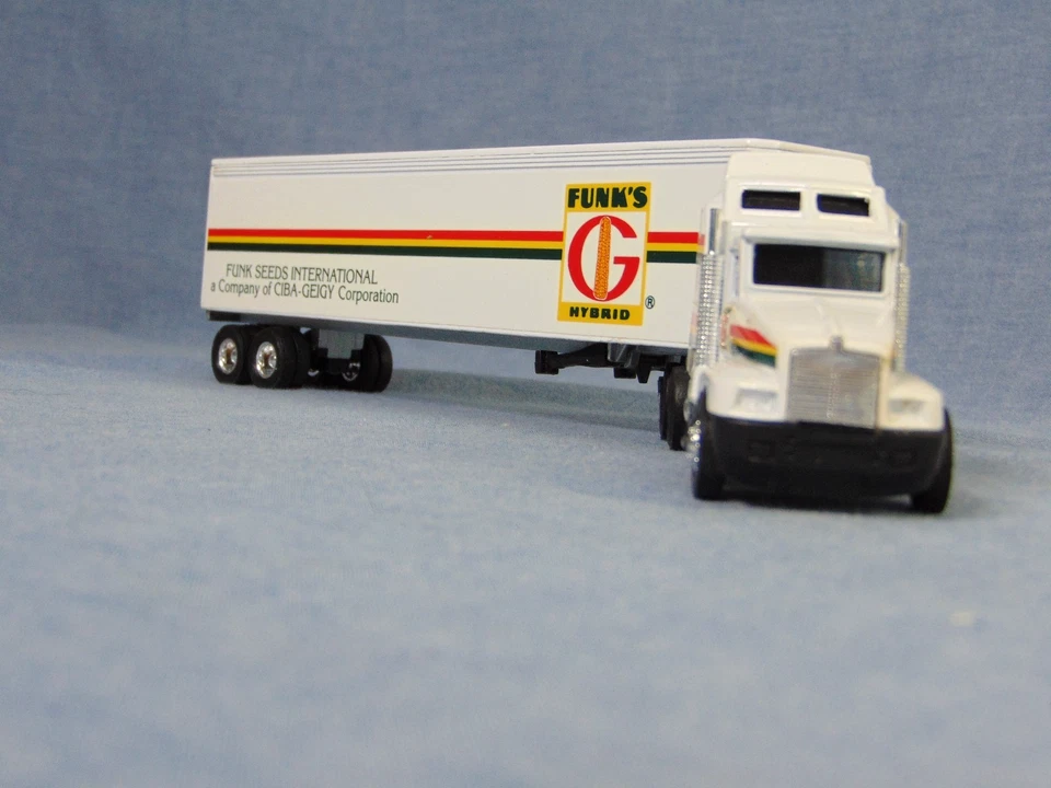 Remolque tractor fundido a presión ERTL 1995 Funk Seeds escala 1/64 de colección nuevo/caja Foto 3 de 4
