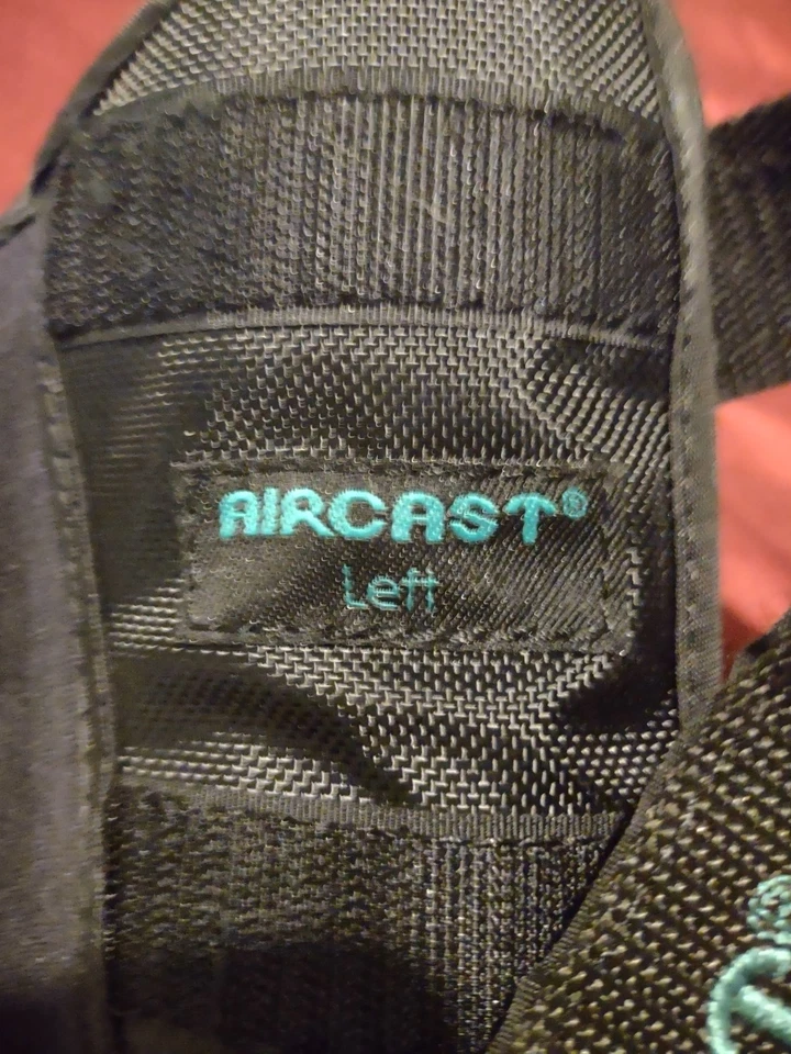 Suporte de tornozelo esquerdo Air Cast grande - Imagem 2 de 4