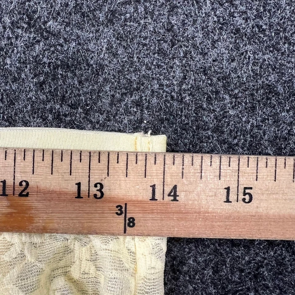 FREE PEOPLE Intimately Kiss Kiss Half Slip Women's Size S Light Yellow - Image 2 of 4