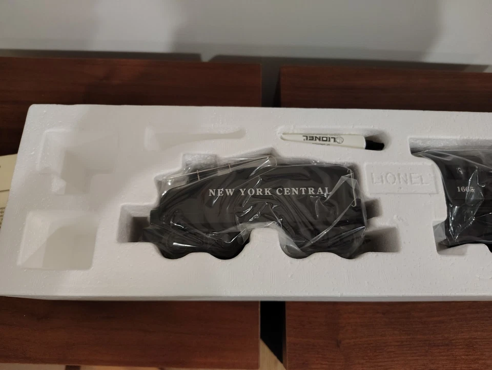 Lionel 6-18054 O New York Central 0-4-0 Steam Locomotive - Image 2 of 4