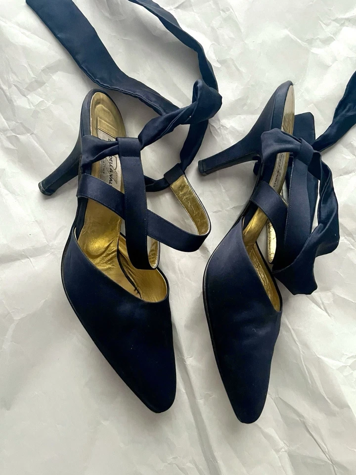 Tacones mules vintage envolventes de seda azul marino Italia Diego Della Valle 37,5 EE. UU. 7 Foto 2 de 4