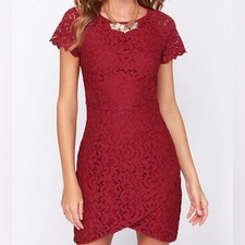 Sugar Lips Women's Red Lace Mini Bodycon Cocktail Dress Back Cut-Out Size S