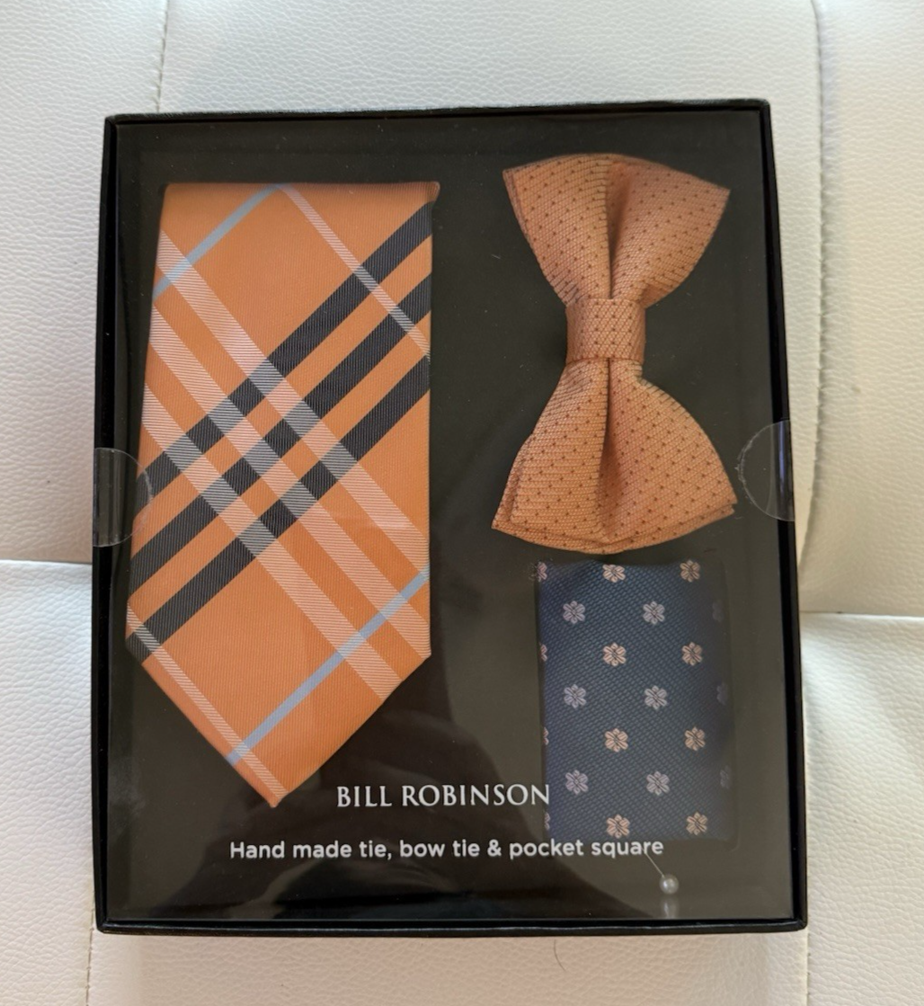 BILL ROBINSON Mens Silk Tie Bow Tie and Pocket Square Set New in Box