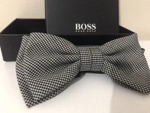 boss bow tie