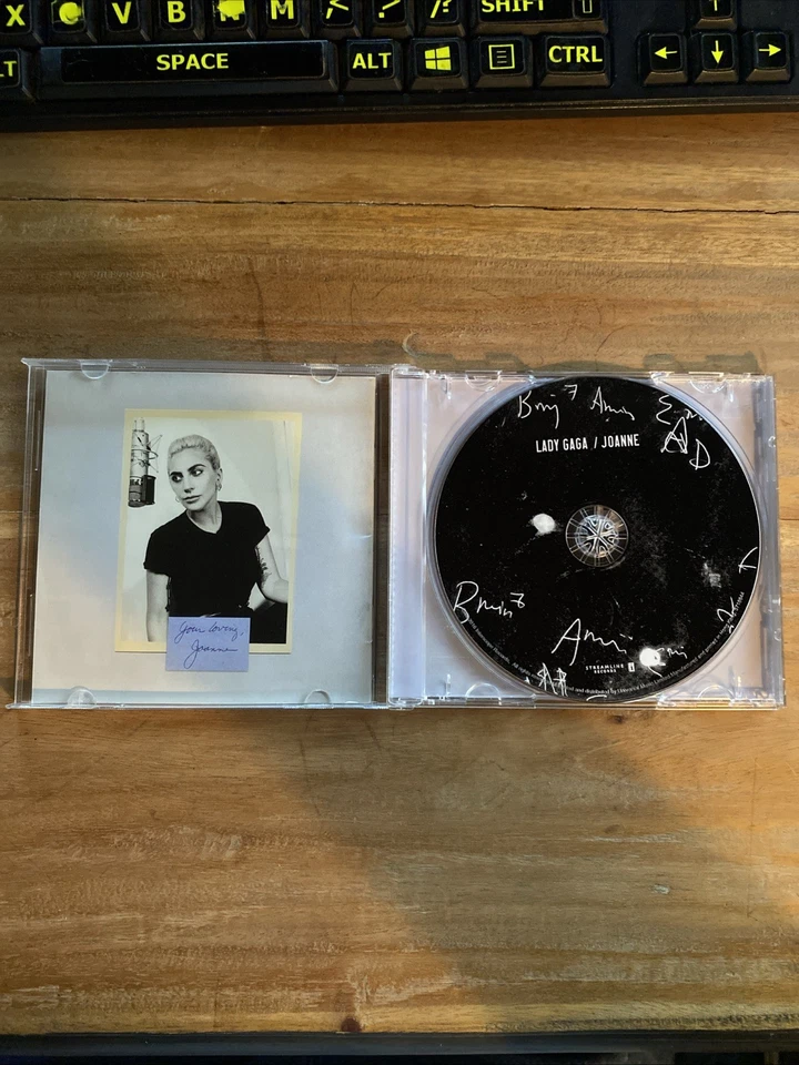 Lady Gaga Joanne CD 2016 - Image 3 of 4