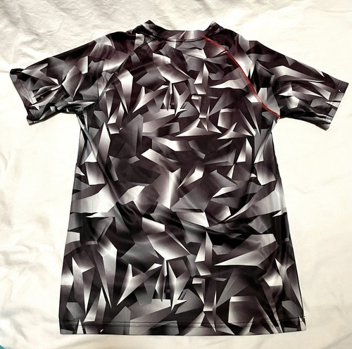 Spyder Top Active Wear - Youth Boys Large - Picture 2 of 7