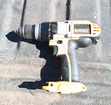 Dewalt 18V Cordless Impact Drill/Driver DCD940 - TOOL ONLY TESTED GOOD  USED 