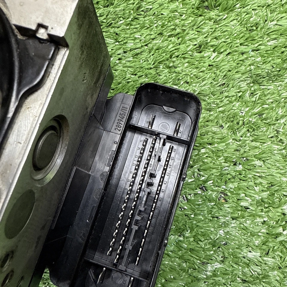 12-15 2.5L 大众帕萨特 ABS 防锁制动泵 1K0907379BK 1K0614517EA — 第 4/4 张图片