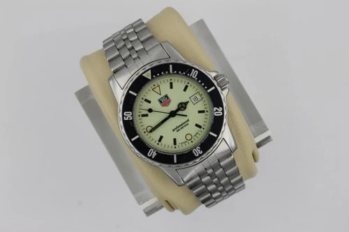 Tag Heuer 929.113 Mens 1500 Series Professional Watch Nite Diver Lume Glow Black