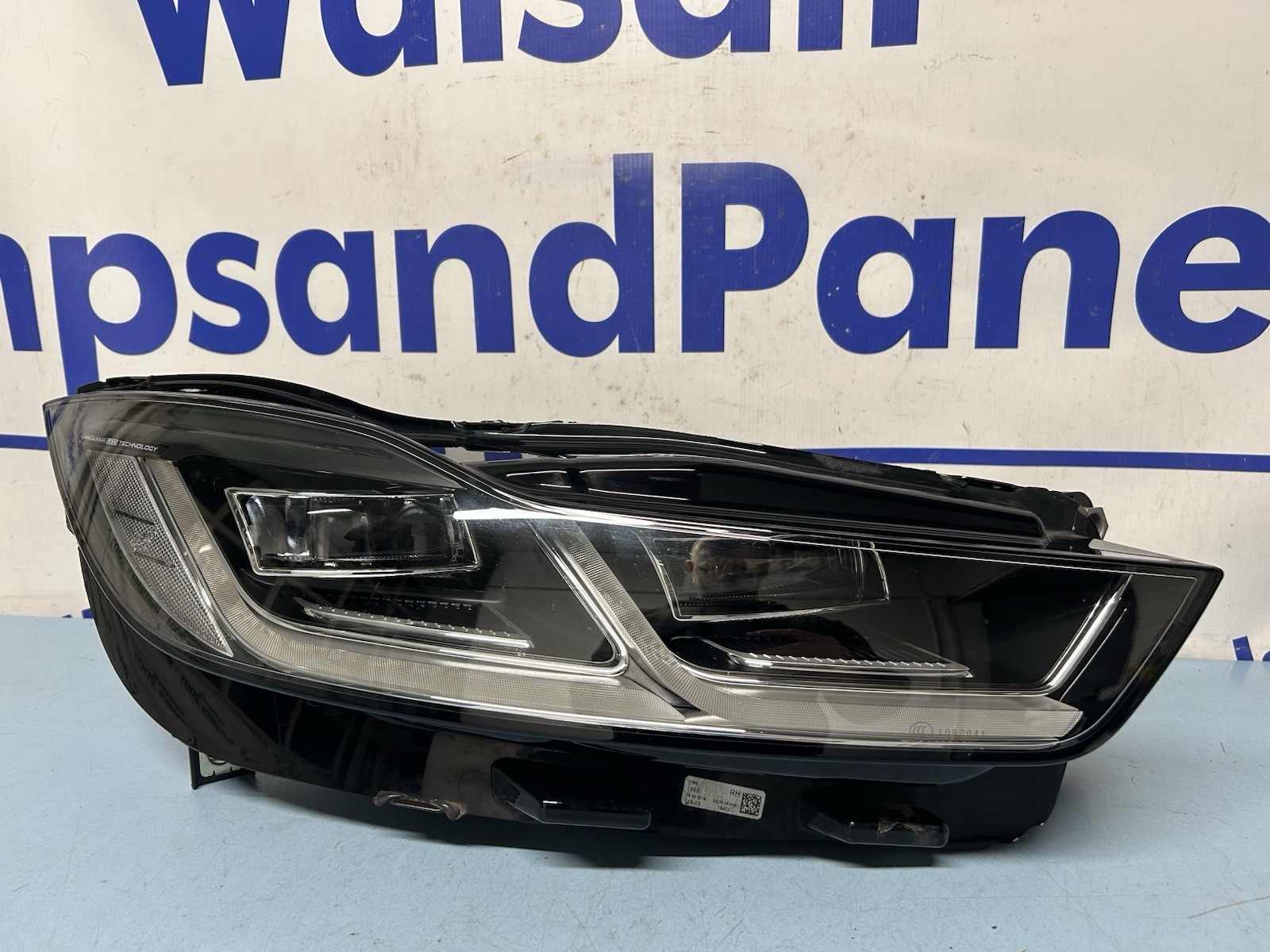 FARO LED JAGUAR I PACE O/S *ALTO LT* *SIN DAÑOS* 2018 - ENCENDIDO J9D3 13W029 HC