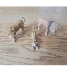 Schleich L&ouml;wenfamilie (L&ouml;we/L&ouml;win/Jungtier)