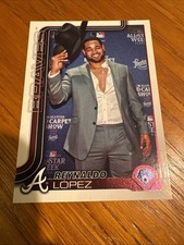 2025 Topps Series 2 Reynaldo Lopez 435 Golden Mirror Image Variation Sp