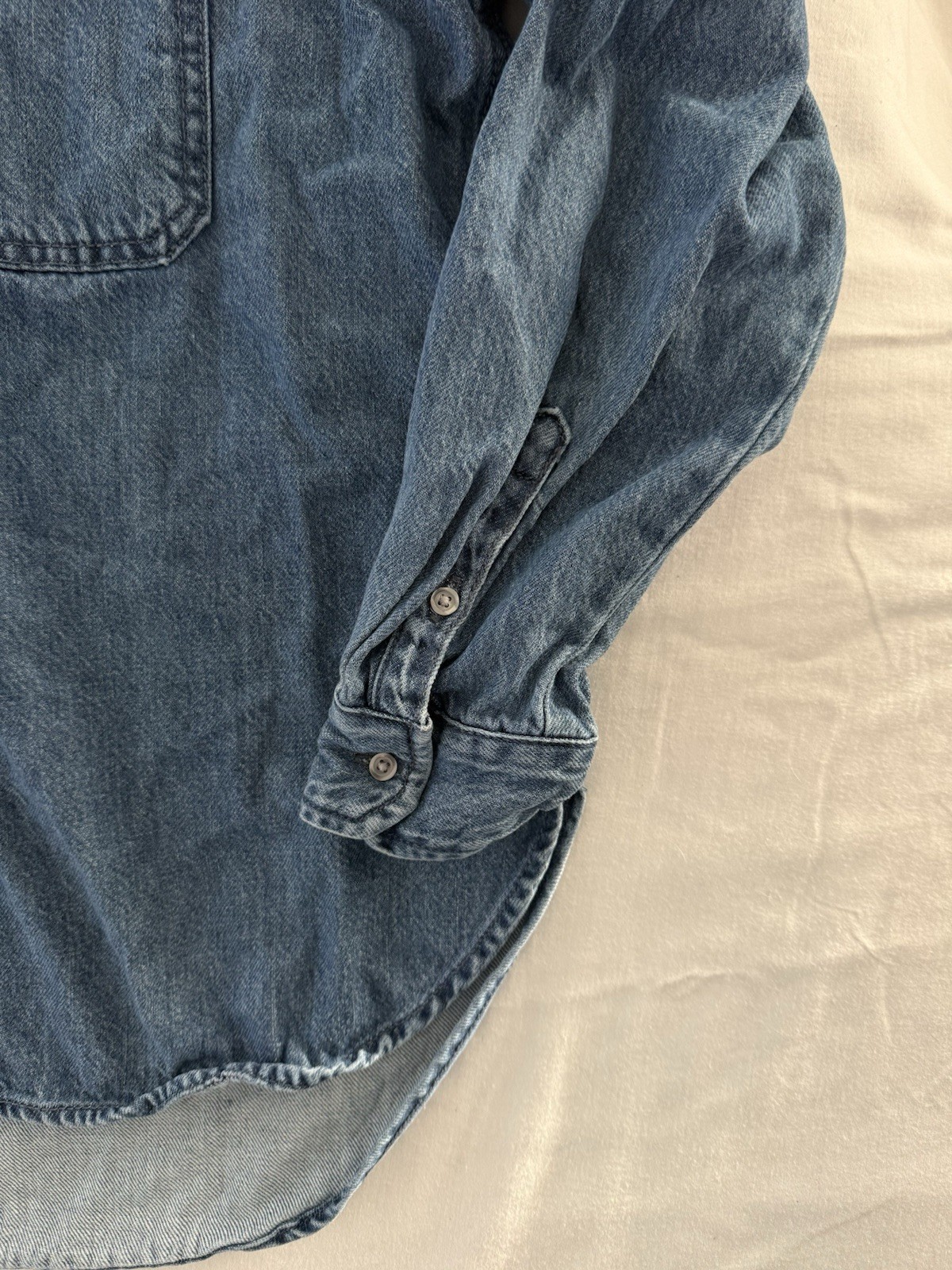 Universal Thread Long Sleeve Relaxed Button Down … - image 3