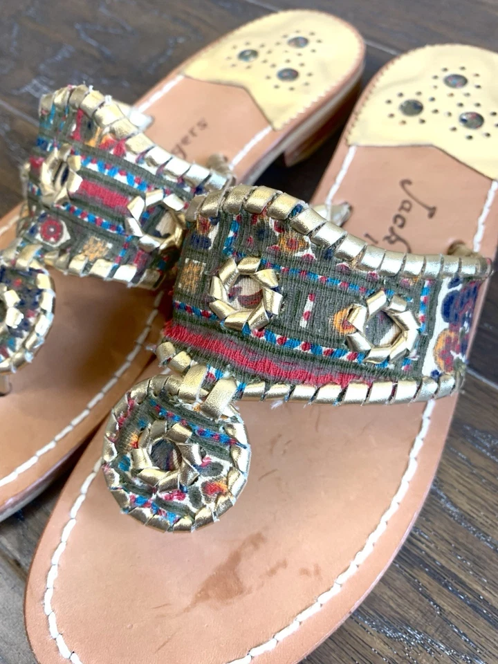 JACK ROGERS Navajo Hamptons Tanga Sandalias Whipstitch Paisley Dorado 7.5 o 7 RARO Foto 3 de 4