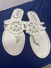 Circus by Sam Edelman Canyon Medallion Thong Sandal Women's Size 8