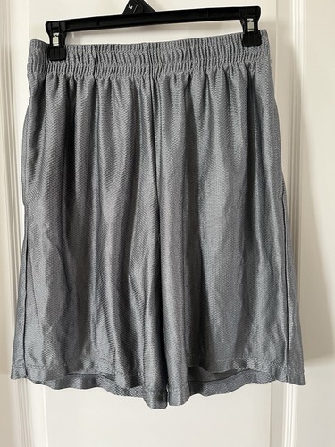 4 Boy’s Small (28-30) Athletic Shorts. Starter, Umbro And Athletic Works. - Picture 10 of 10