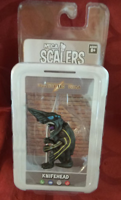 NECA Scalers Figur PACIFIC RIM KNIFEHEAD Kabelhänger NEU OVP Telefon PC Lampe TV