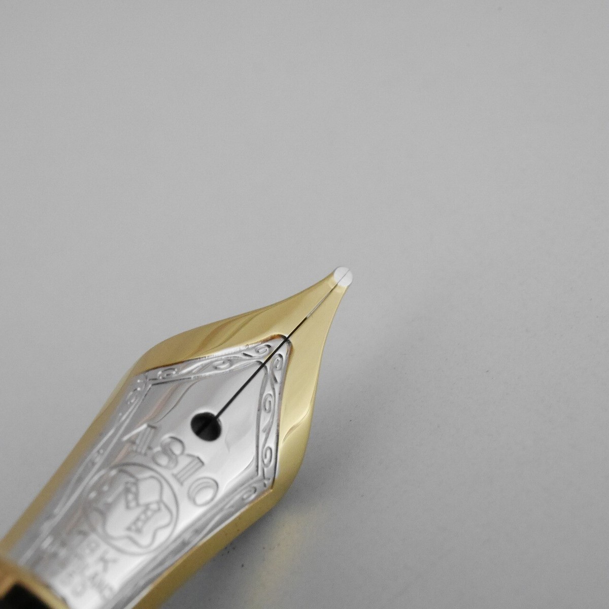 Montblanc Meisterstuck Solitaire Sterling Silver Pinstripe 144