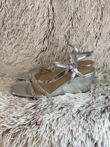 Dream Pairs Women’s Size 8.5 Silver Rhinestone Square Open Toe Wedge Sandals - Picture 7 of 13
