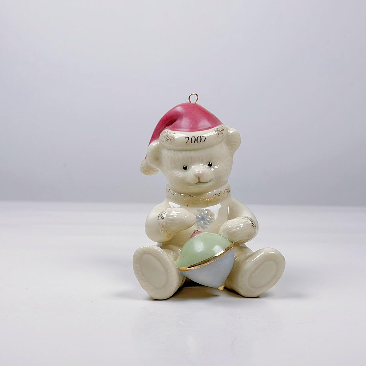 Lenox 2007 Bear Cute Sculpture Ceramic Pendant Ornament