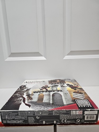MATTEL MEGA BLOKS ASSASSIN'S CREED FORTRESS ATTACK COLLECTOR SERIES 94319 NEW - Picture 6 of 6