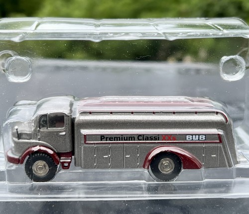 BUB Premium ClassiXXs 1 of 1000 Toy Fair Mercedes-Benz L911 4-Wheeled Truck NIB - Picture 2 of 9