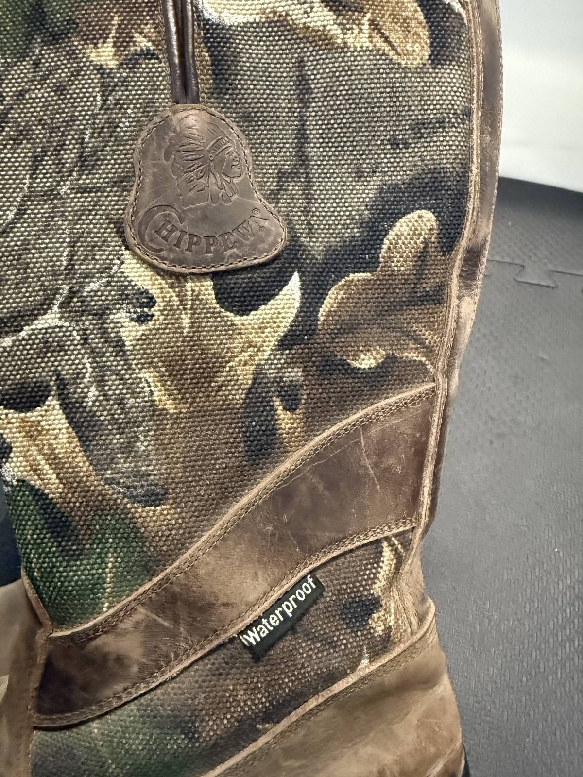 Chippewa Waterproof Leather Camo Hunting & Snake Boots Mens 9 D Vibram. ITALY