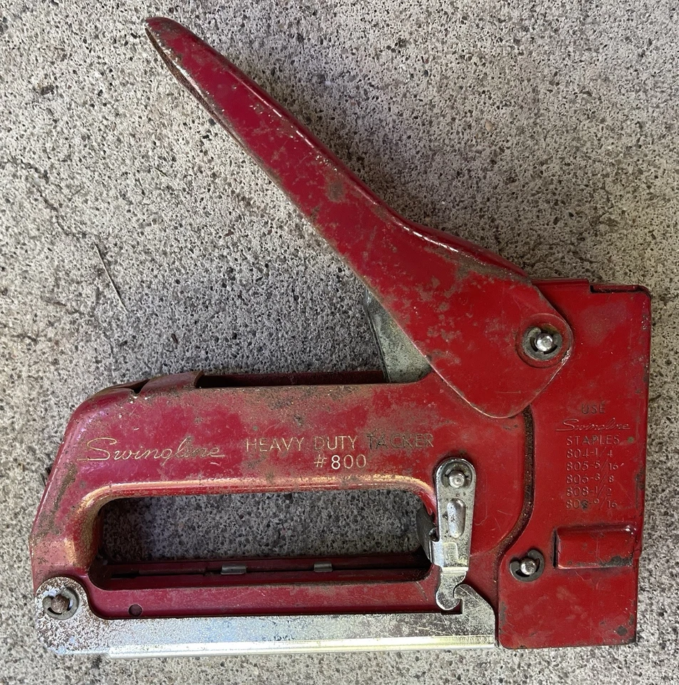 Pistola grapadora de alta resistencia Swingline #800 roja vintage Foto 2 de 4