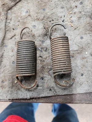John Deere STX38 Hood Springs Set Pair 