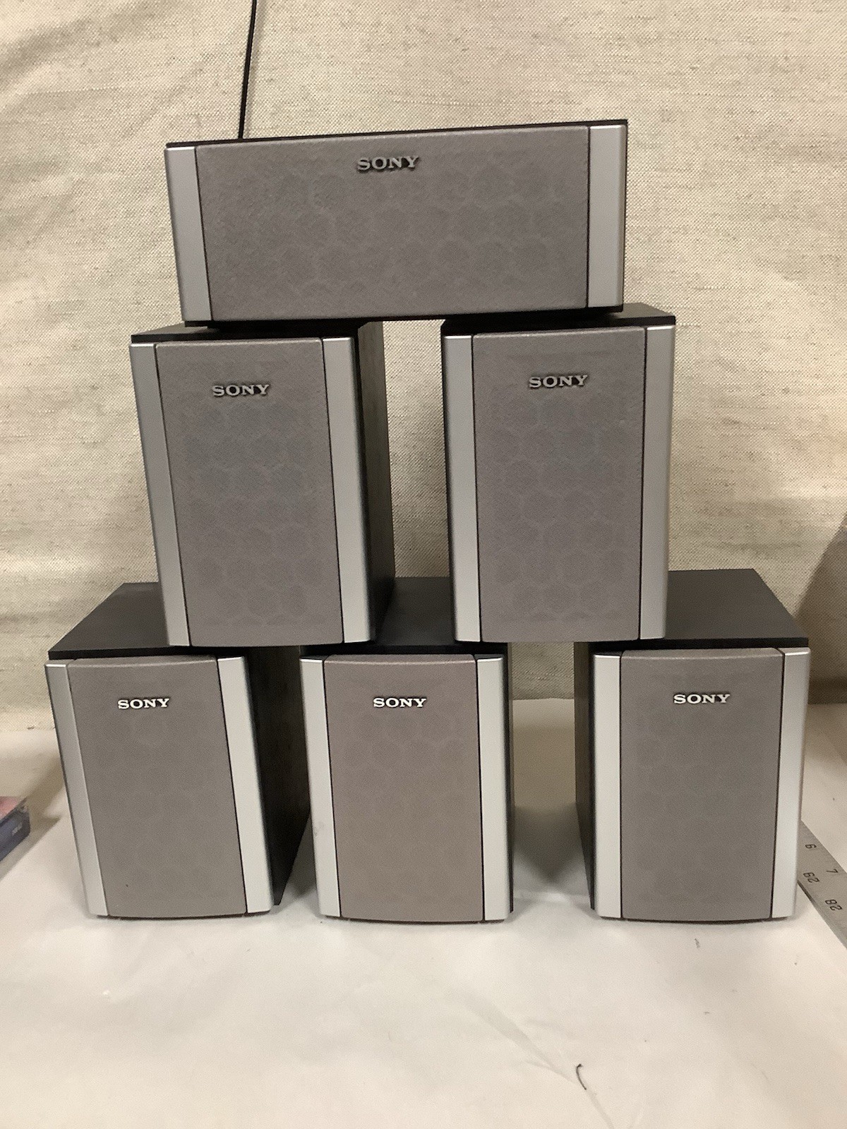 Sony Surround Sound Speakers 1 Center SS-CNP88 & 5 SS-MSP88 Home Theater