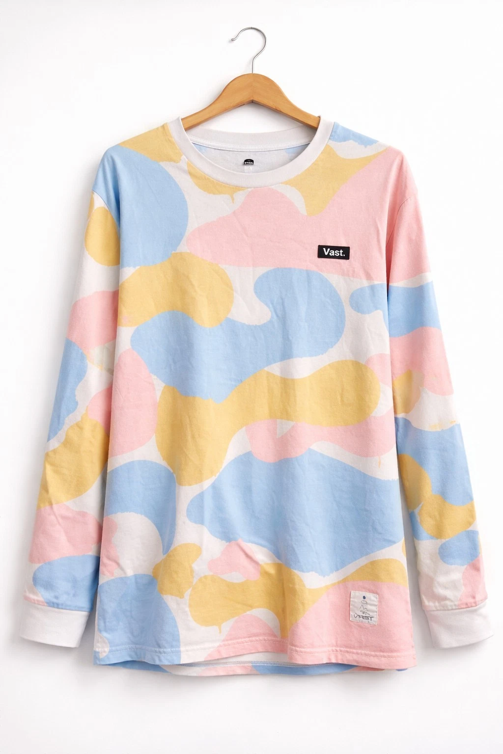 Vast Life T-Shirt Multi-color Long Sleeve Lightweight Unisex Sz M NWT A116