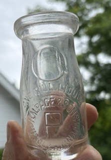 H.M. Page & Sons Dairy 1/4 Pint Gill Milk Bottle Susquehanna PA