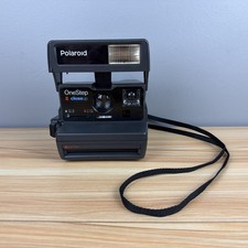 Vintage Polaroid One Step Close Up 600 Film Instant Camera With Strap UNTESTED