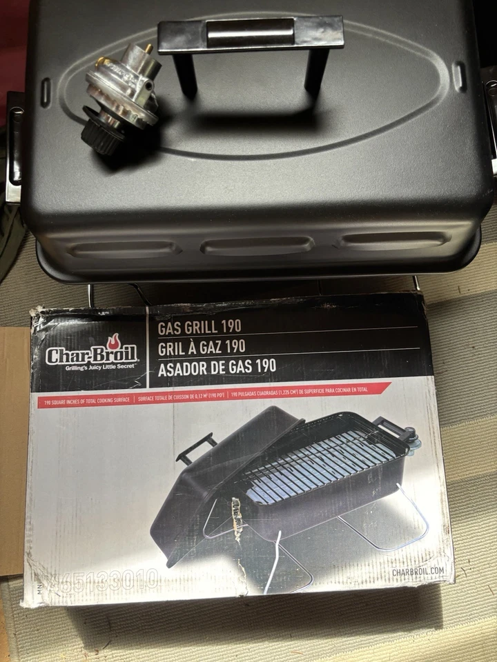 Parrilla portátil de propano líquido Char-Broil de 1 quemador negra Foto 2 de 2