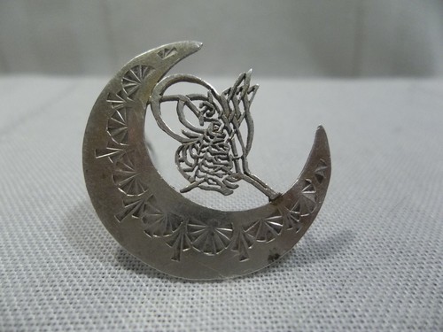 ~Vintage Sterling Silver Crescent Moon Sun Symbol Etched Pin~Unique Hallmark~ - Picture 2 of 11