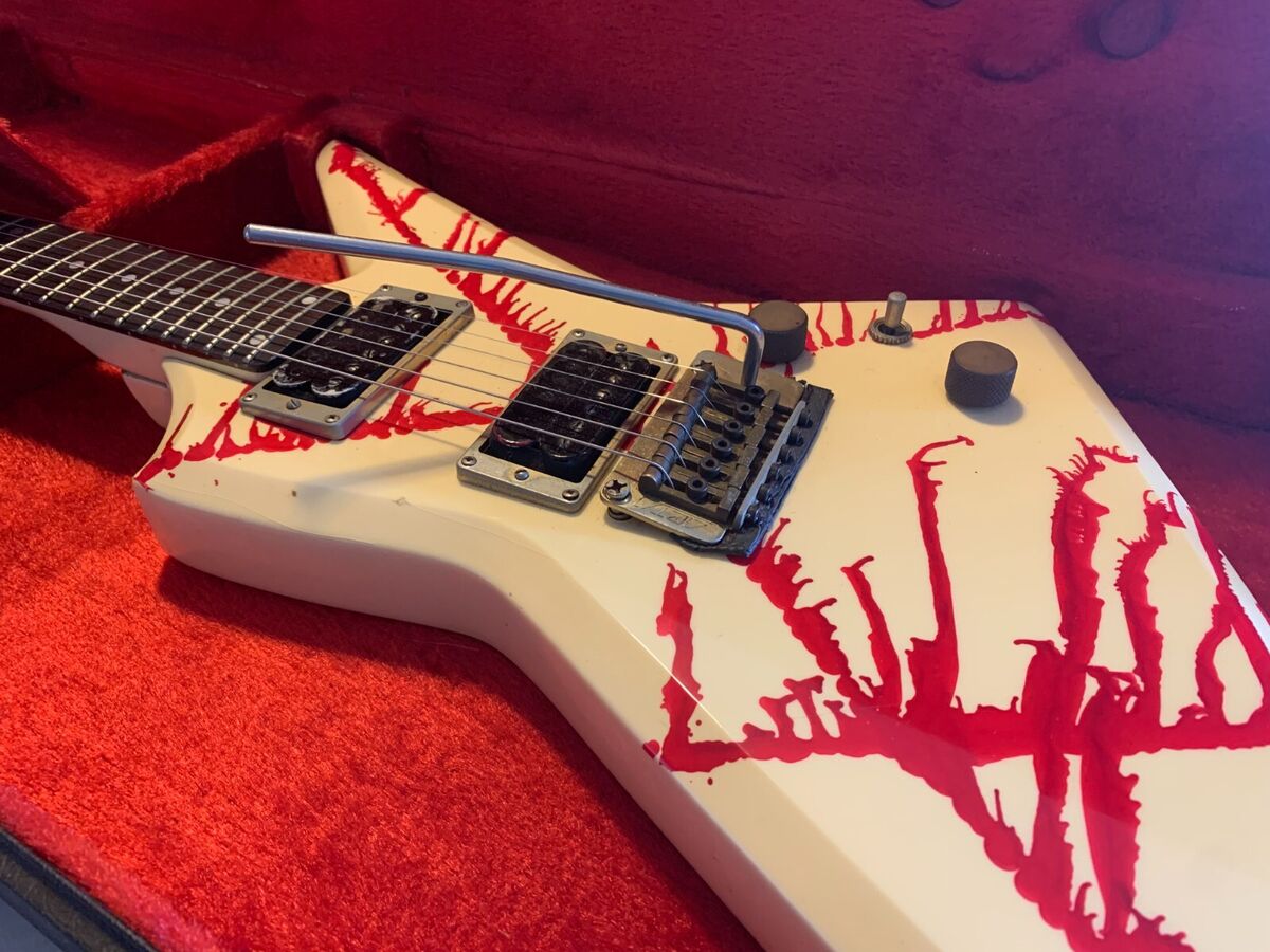Aria Pro II ZZ Custom 6 String Electric Guitar Blood Aria Pro II ZZ Custom 6 String Electric Guitar Blood