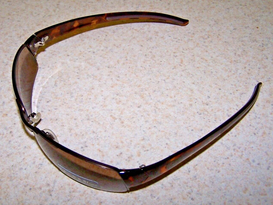 GAFAS DE SOL PARA HOMBRE AXCESS DE CLAIBORNE - MARCO DE COBRE/ENVOLTURA DE LENTES MARRONES ¡NUEVAS CON ETIQUETAS!! Foto 2 de 4