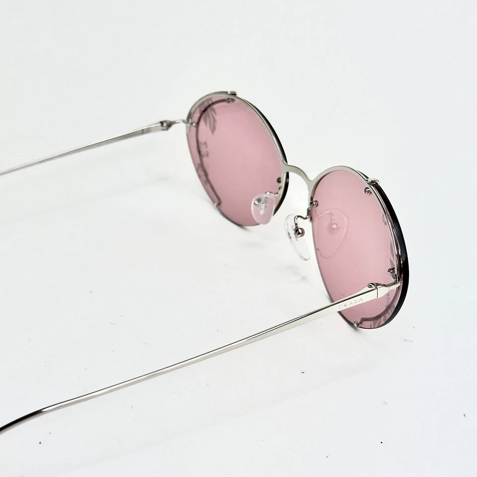 Gafas de sol PRADA ovaladas de metal 60U plata rosa espejo estampado de flores de hibisco PR60US Foto 4 de 4