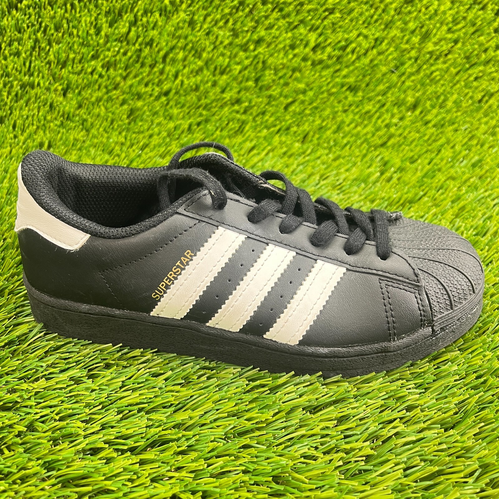 Adidas Originals Superstar Boys Size 2Y Black White Athletic Shoes Sneakers Adidas Originals Superstar Boys Size 2Y Black White Athletic Shoes Sneakers