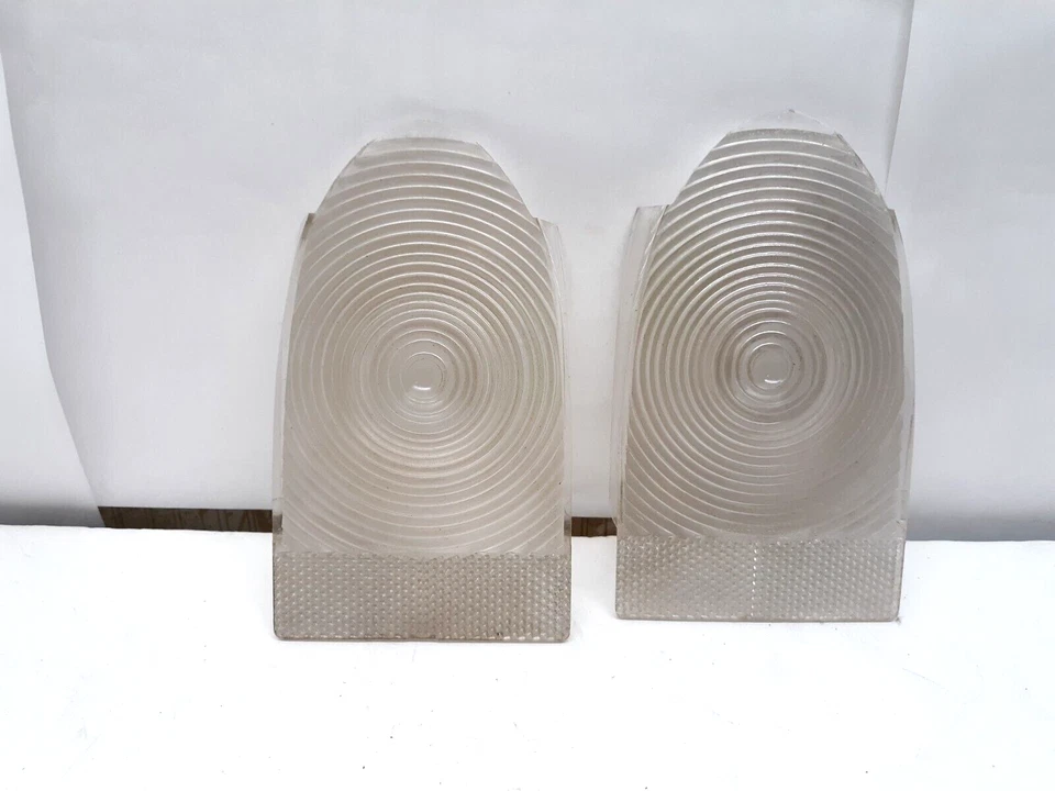 Lincoln Mercury Canadian Monarch 1951 luz trasera lente difusora interior Foto 2 de 4