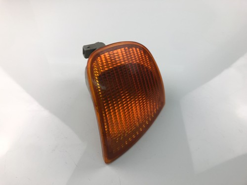 VW CADDY II Furgon 9K9A Kotflügelblinker     6K5953050B 17886671