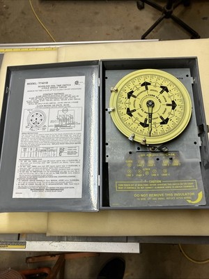 Intermatic T7401B Electromechanical Timer 7-Day 4-Pole