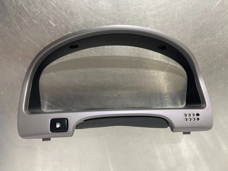 Pontiac GTO 2004 calibre clúster moldura envolvente Foto 2 de 4