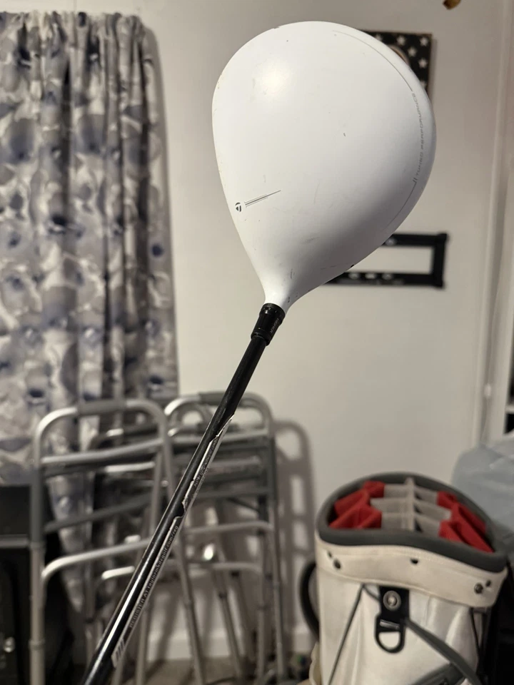 Controlador TaylorMade R15 9,5 Loft Fujikara Pro 60 rígido flexible agarre GP diestro Foto 3 de 4